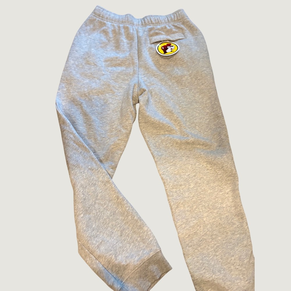Buc-ee's Kids Heather Gray Jogger Sweatpants Beaver Logo Size Medium NWT
